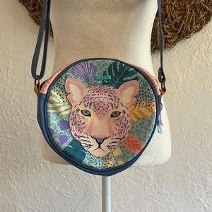 NWT Vintro Safari Purse & Wallet